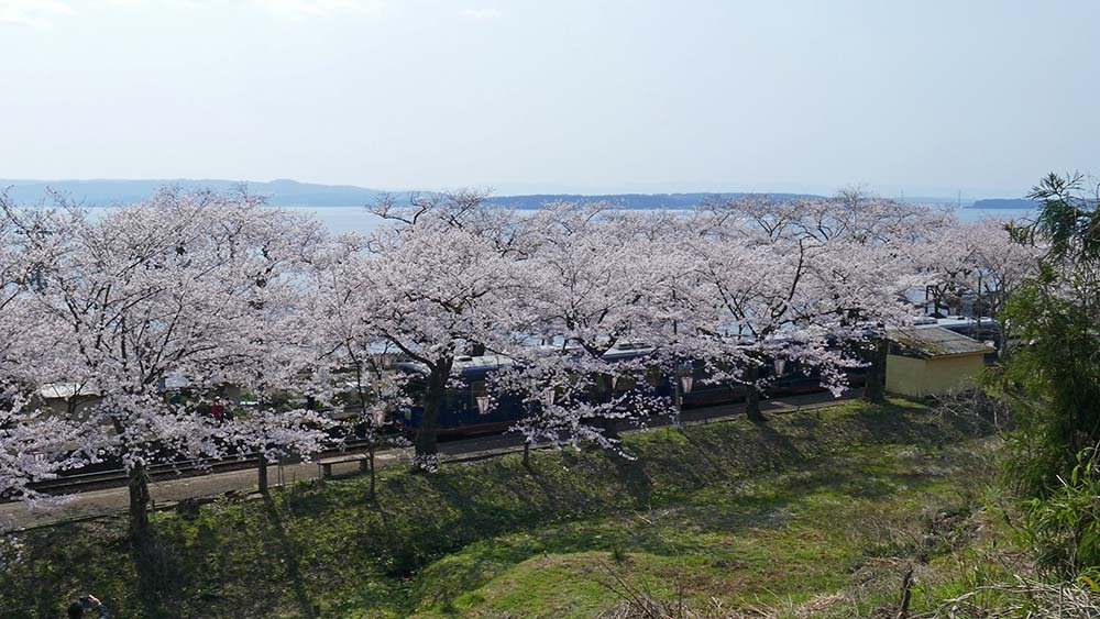 能登鹿島駅　春1